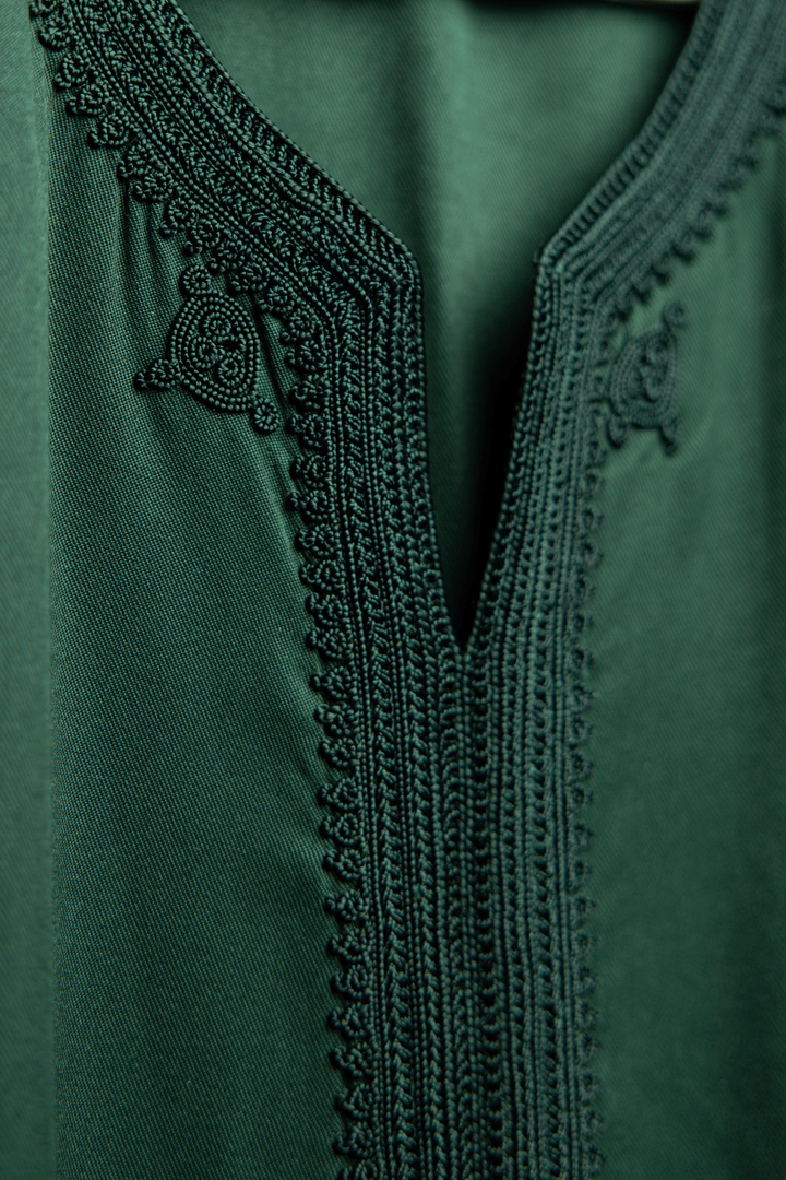 Gandora Gabardine Dark Green Details Shot